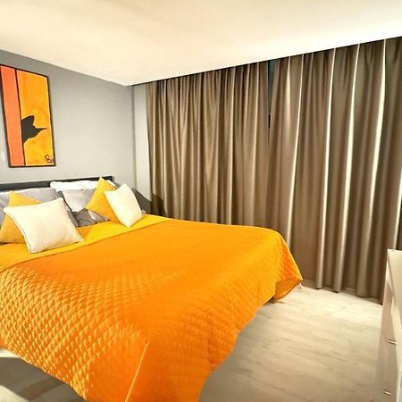 Ferienwohnung Dora Park-Porta Susa Private Parking&Netflix Turin Exterior foto