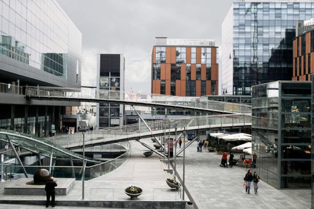 Ferienwohnung Dora Park-Porta Susa Private Parking&Netflix Turin Exterior foto